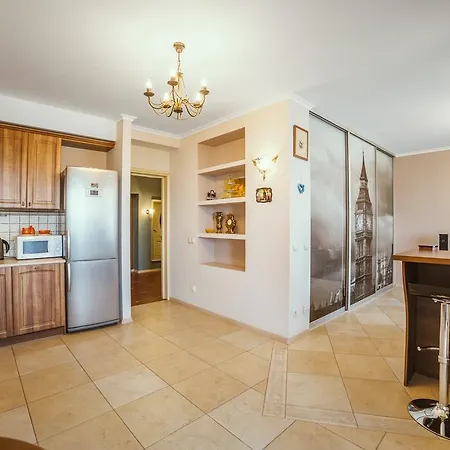 Tvoy Ostrov On Surganova Apartment